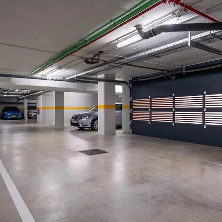 Premium W/ Garage & Balcony By Hostwise Apartamento *