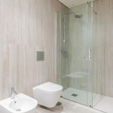 Apartamento Premium W/ Garage & Balcony By Hostwise *