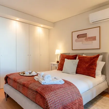 Premium W/ Garage & Balcony By Hostwise *