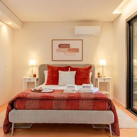 Premium W/ Garage & Balcony By Hostwise Vila Nova de Gaia