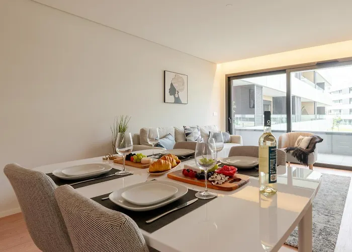 公寓 Premium W/ Garage & Balcony By Hostwise *