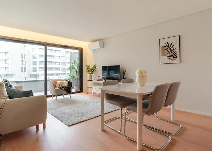 公寓 Premium W/ Garage & Balcony By Hostwise *