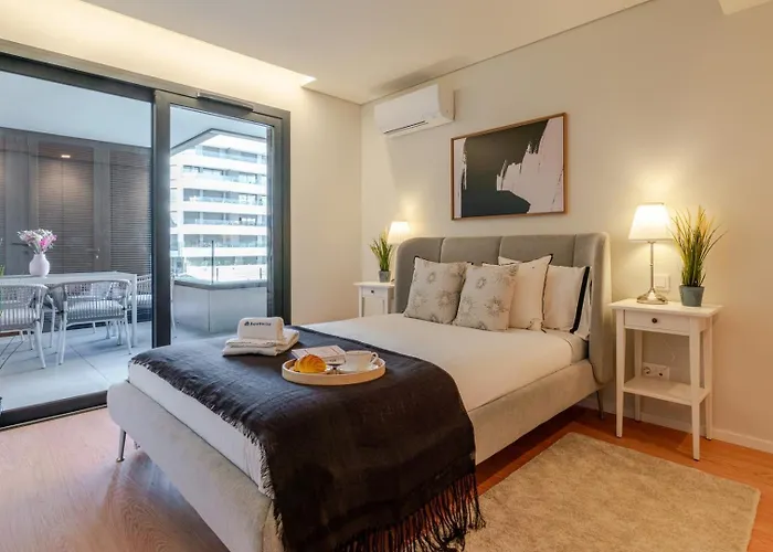 公寓 Premium W/ Garage & Balcony By Hostwise