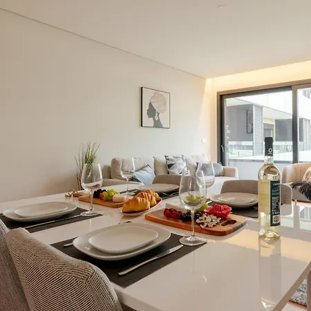 Appartement Premium W/ Garage & Balcony By Hostwise *