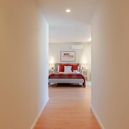 Apartament Premium W/ Garage & Balcony By Hostwise *