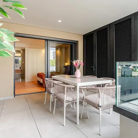 Premium W/ Garage & Balcony By Hostwise Apartament Vila Nova de Gaia