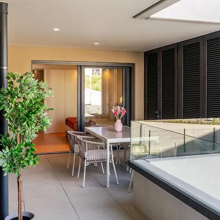 Premium W/ Garage & Balcony By Hostwise *