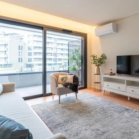 Premium W/ Garage & Balcony By Hostwise Vila Nova de Gaia