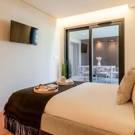 Premium W/ Garage & Balcony By Hostwise *