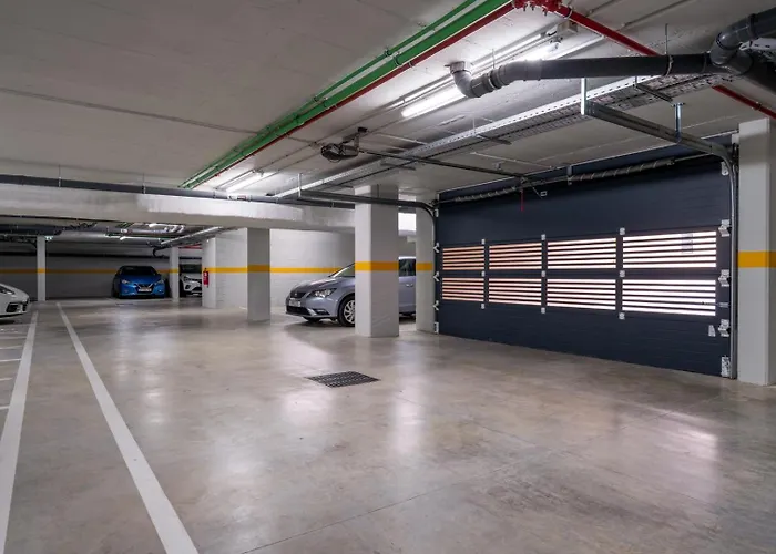 Premium W/ Garage & Balcony By Hostwise Daire *